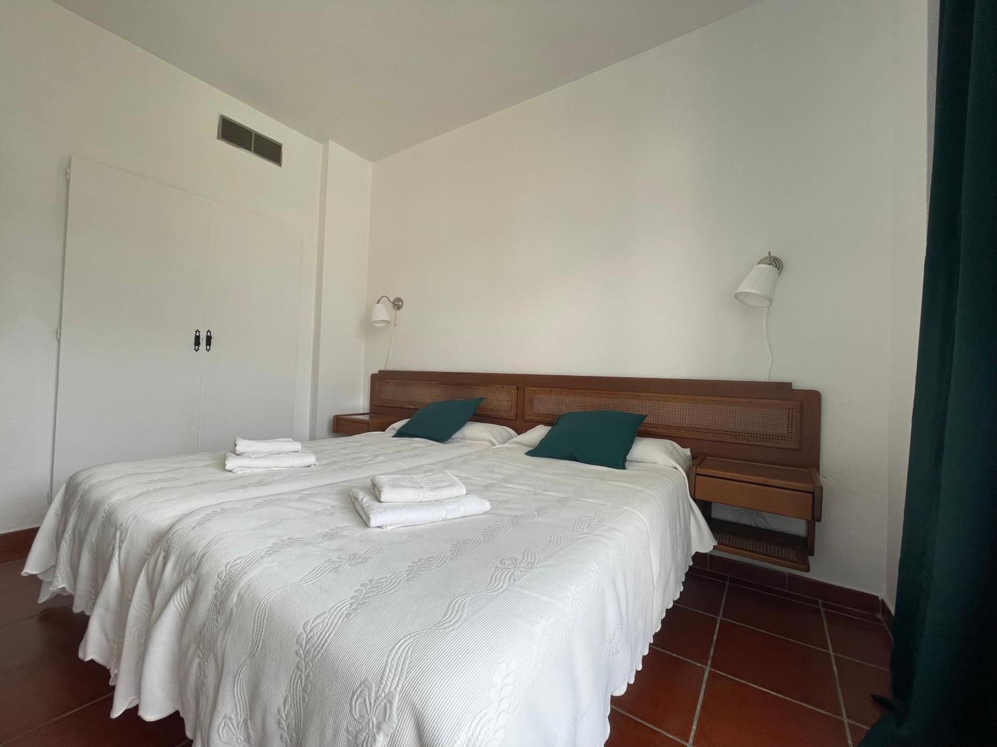 Apartamentos La Roca Rentals توريمولينوس المظهر الخارجي الصورة