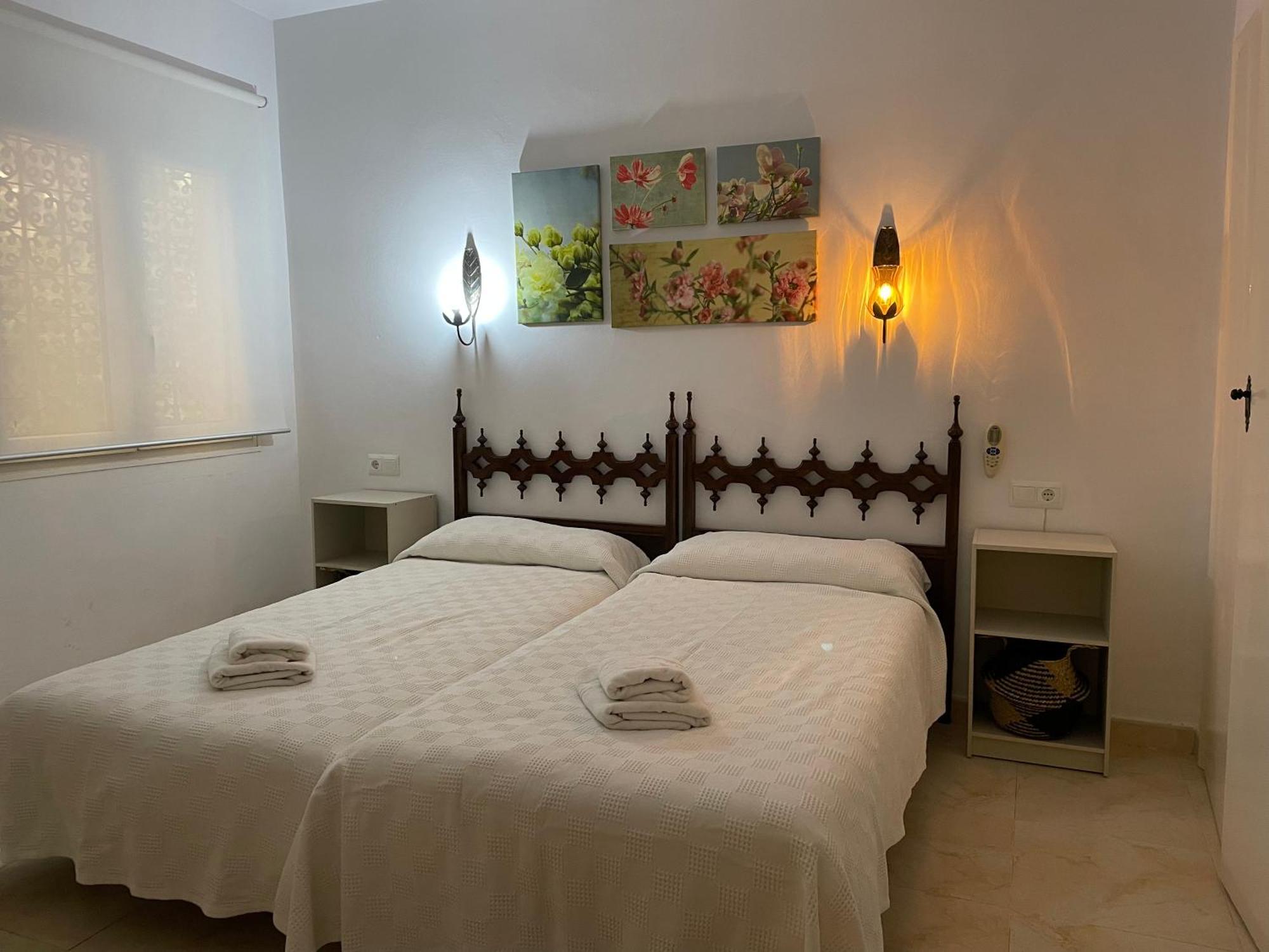 Apartamentos La Roca Rentals توريمولينوس المظهر الخارجي الصورة